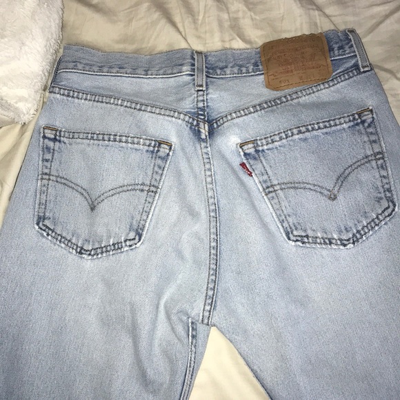 Vintage 501 Levis 28” - Picture 3 of 3